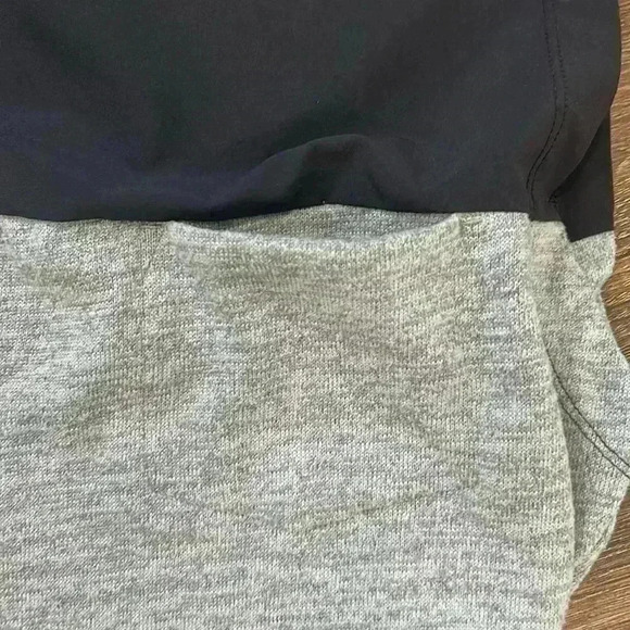Lole Black/Gray Sporty Style Dress with front pocket and elastic waist. Stretchy - Picture 7 of 11